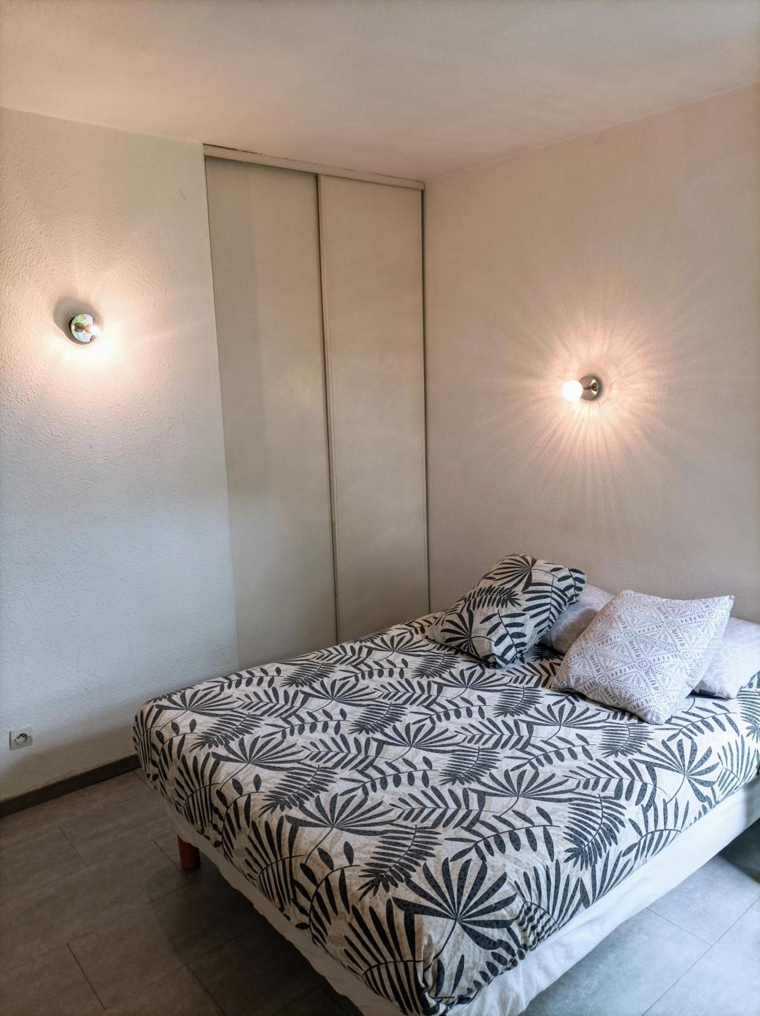 Apartment Near Center มงต์เปอลิเยร์ ภายนอก รูปภาพ